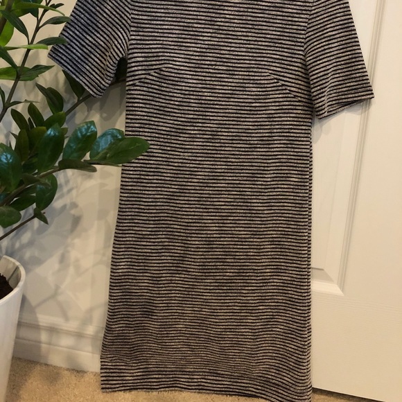 Black & Grey Dress - Picture 2 of 4